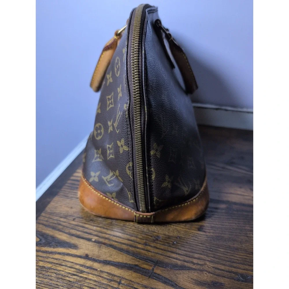 Louis Vuitton Alma PM Monogram Canvas Leather Vintage Bag‎ Brown Vintage